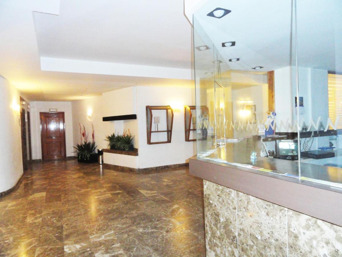 Novelty I Appartement Salou Buitenkant foto